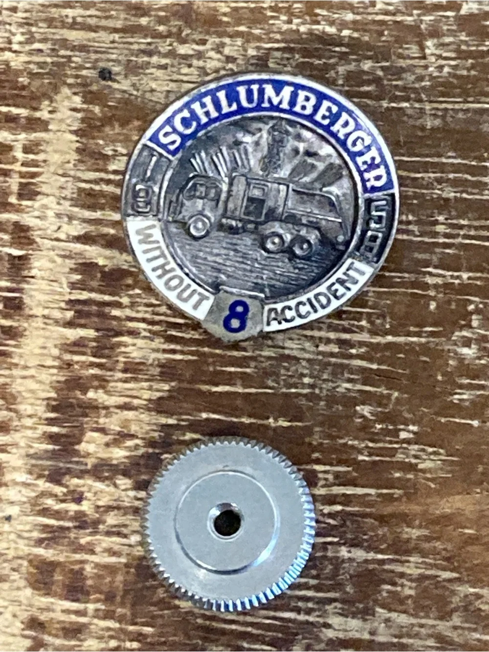 Sterling Silver Schlumberger Enamel Safety Pin 1959 Oil & Gas Truck - Picture 4 of 9